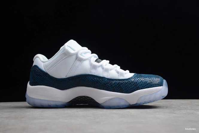 Rep 11 Snakeskin Low Jordan Navy CD6846-102 Air Blue 0819